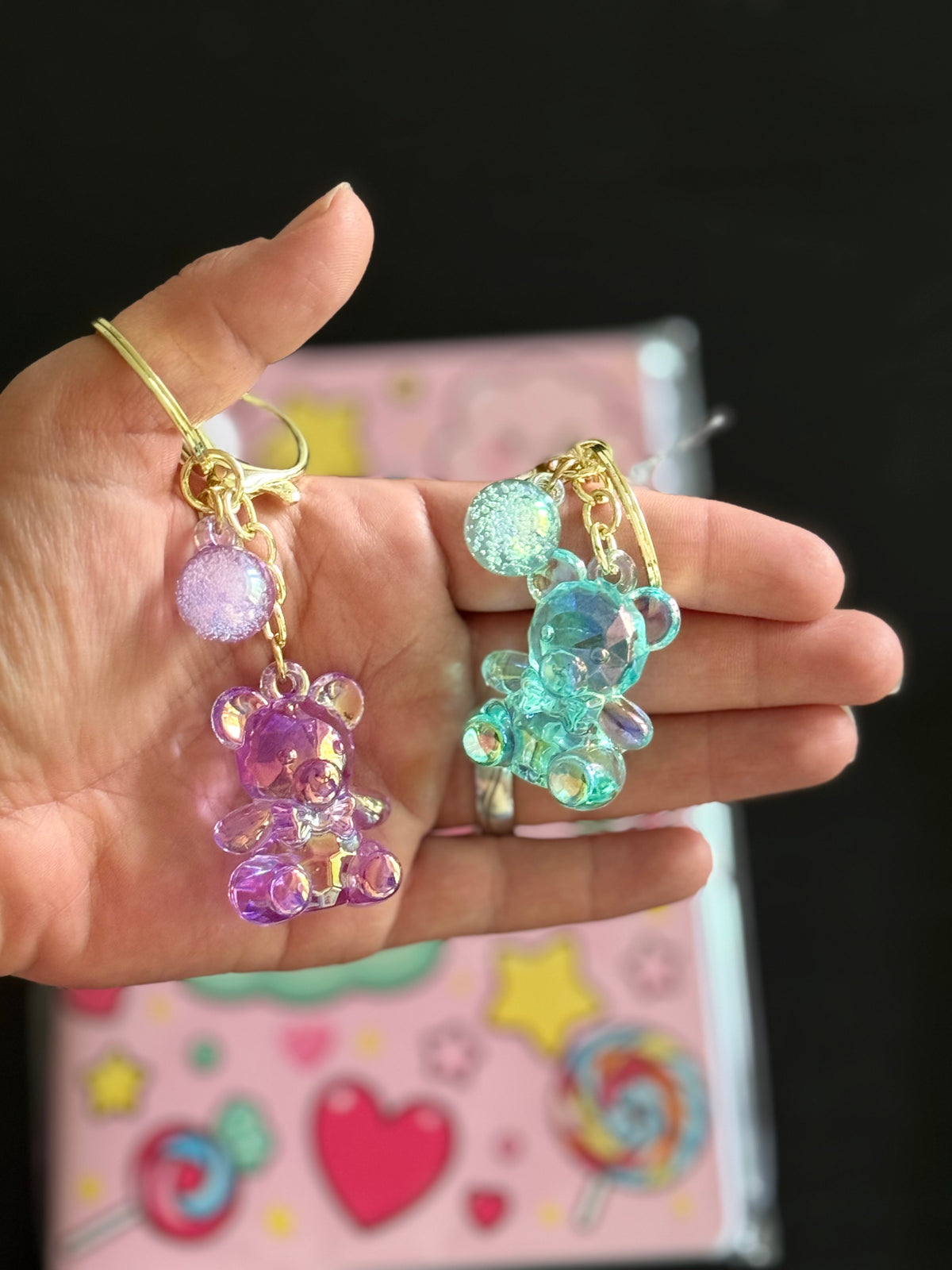 💜 Nyckelringar med kristallnallar